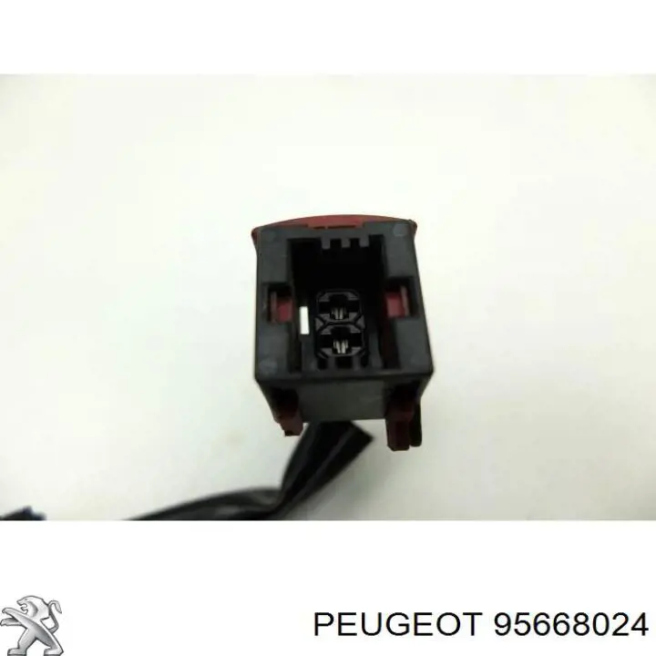 Права протитуманні фари Peugeot/Citroen 95668024