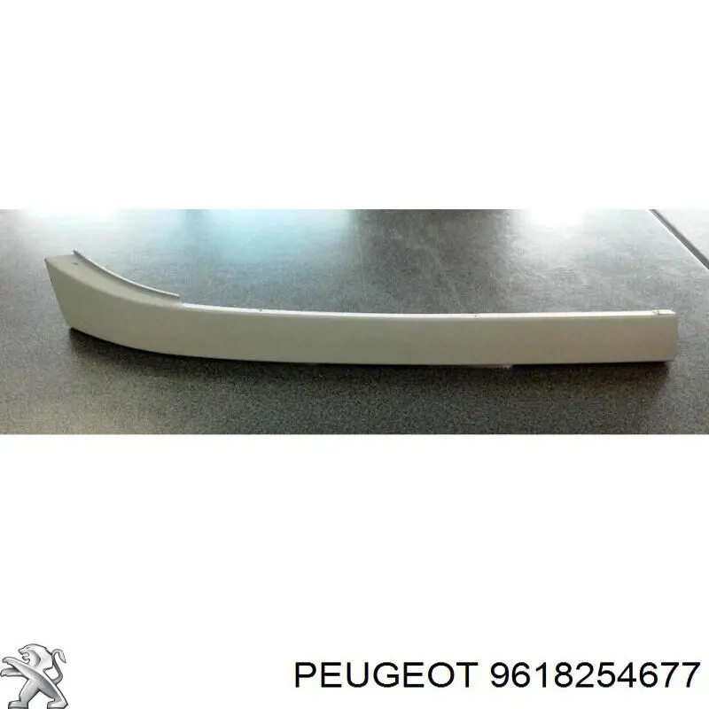 9618254677 Peugeot/Citroen Вія (накладка) лівої фари