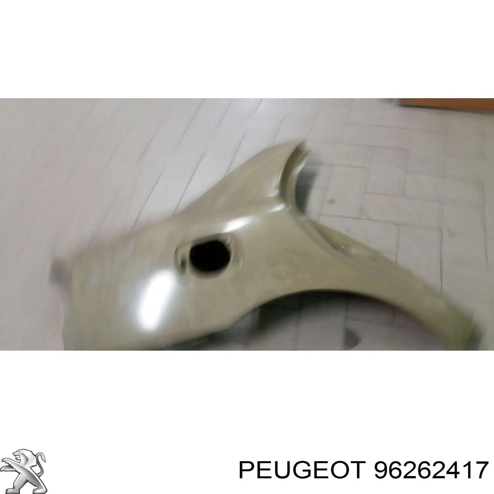 Крило переднє ліве 96262417 Peugeot/Citroen