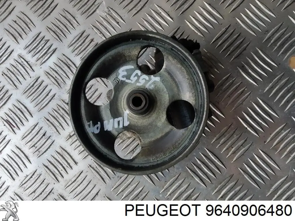 Купити 9640906480 Peugeot/Citroen Насос гідравліки