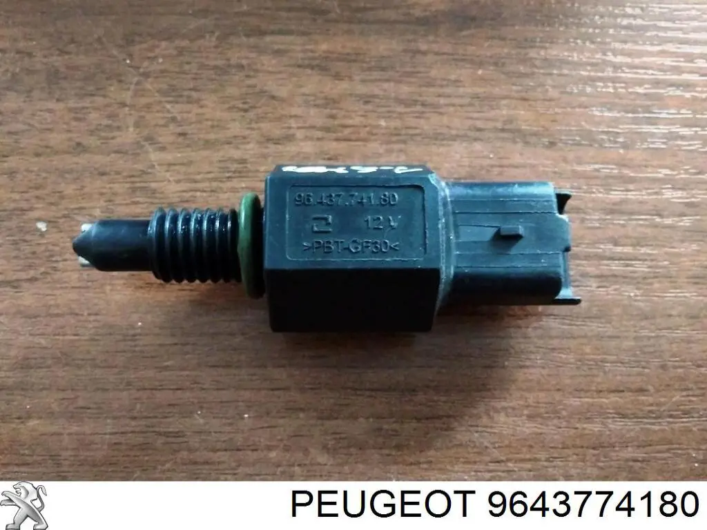 9643774180 Peugeot/Citroen Манометри