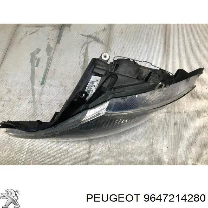 Фара Peugeot/Citroen 620885