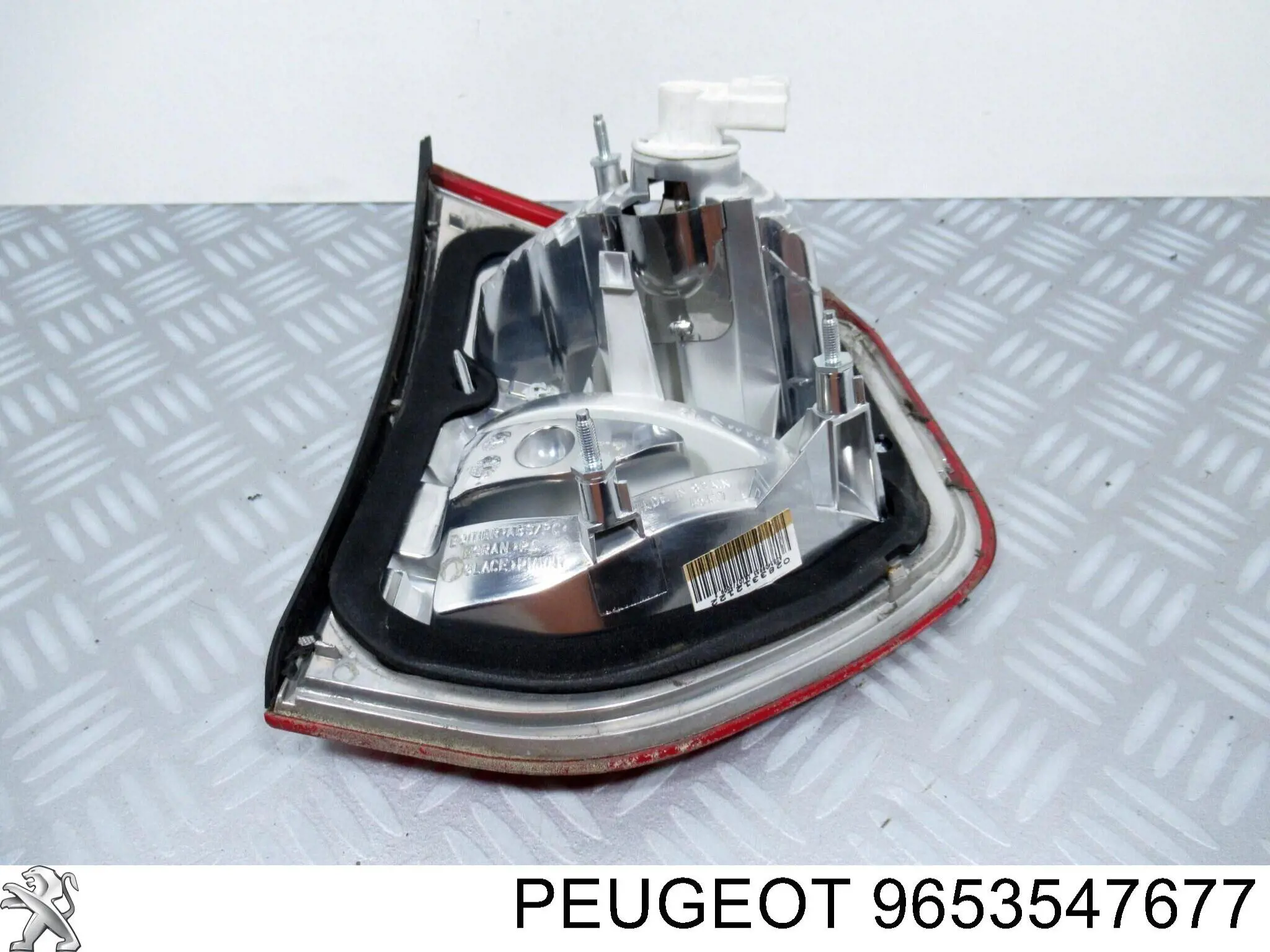 Купити 9653547677 Peugeot/Citroen Ліхтар задній внутрішній правий