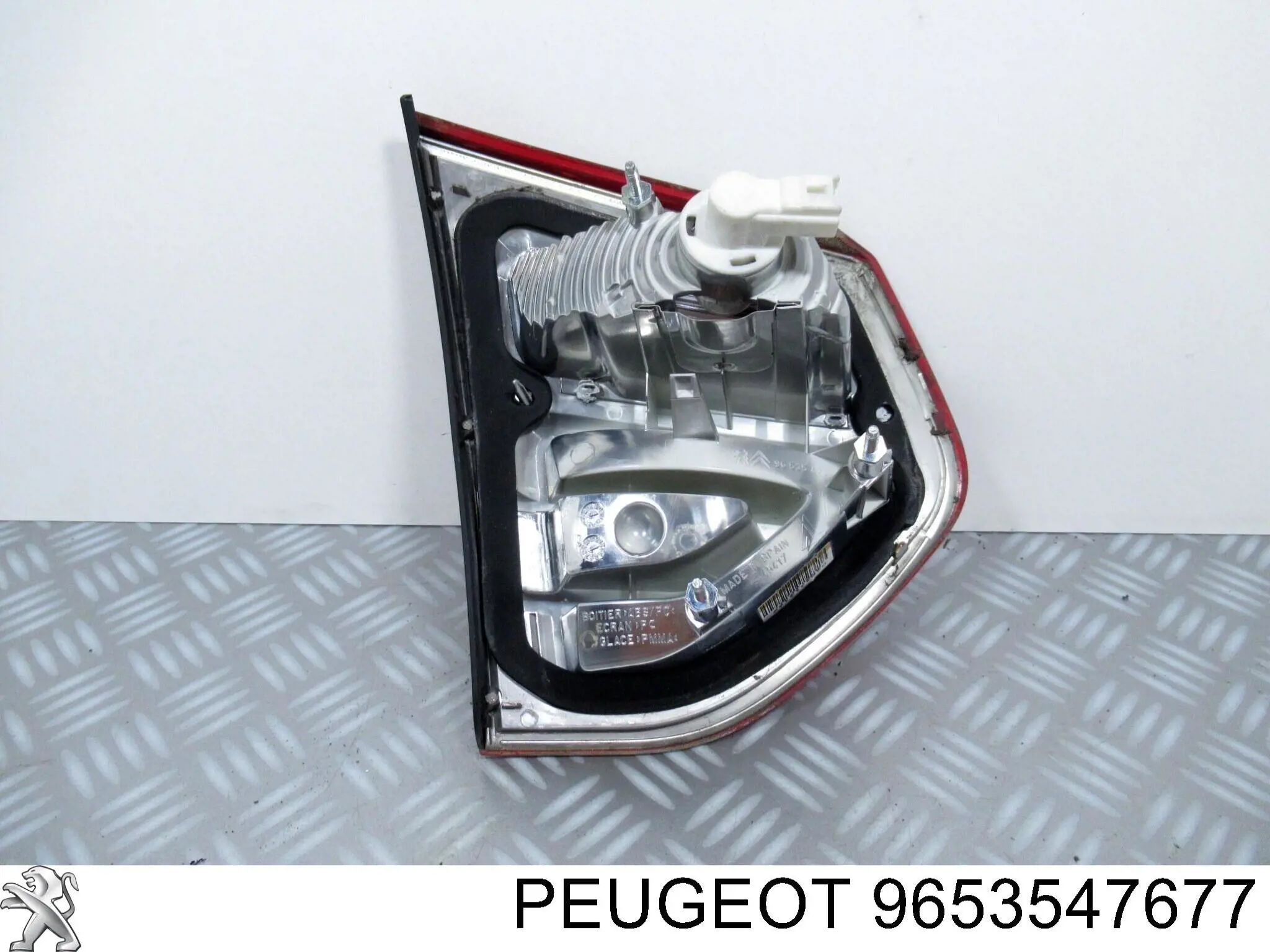 9653547677 Peugeot/Citroen Ліхтар задній правий, внутрішній