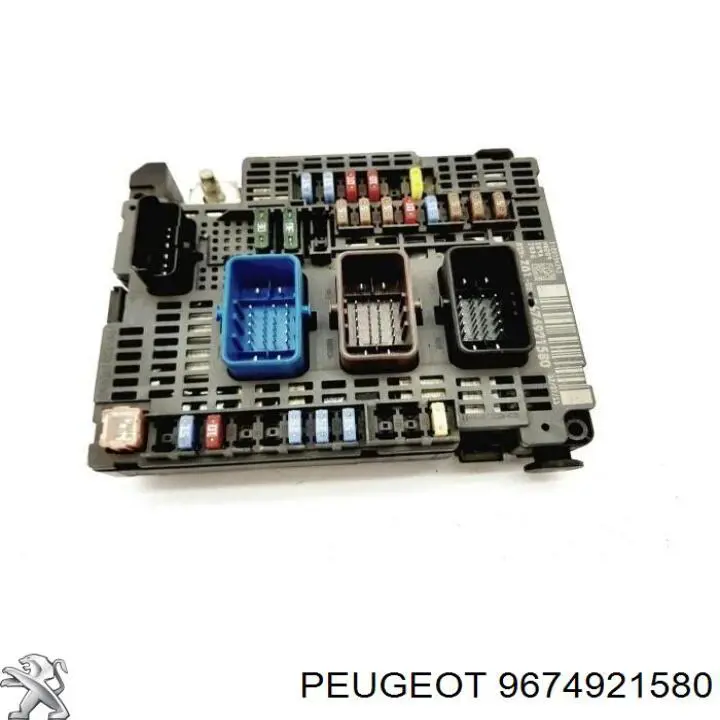 Коробка запобіжників Peugeot/Citroen 9674921580 ціна, від 217.40 USD