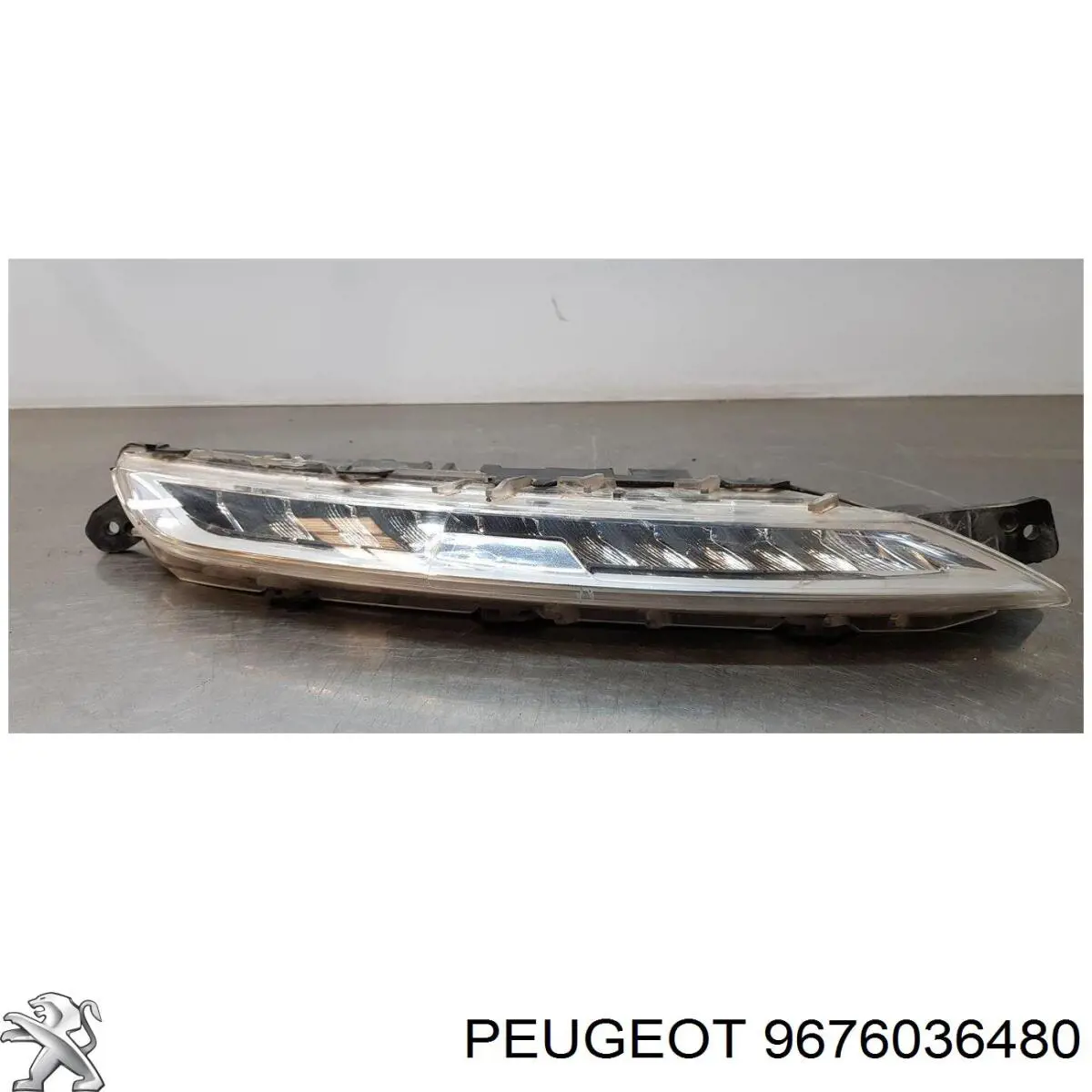 45151 VALEO Ходові вогні, праві
