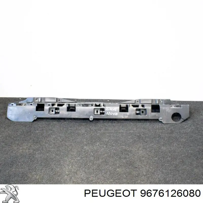 Підсилювач заднього бампера 9676126080 Peugeot/Citroen