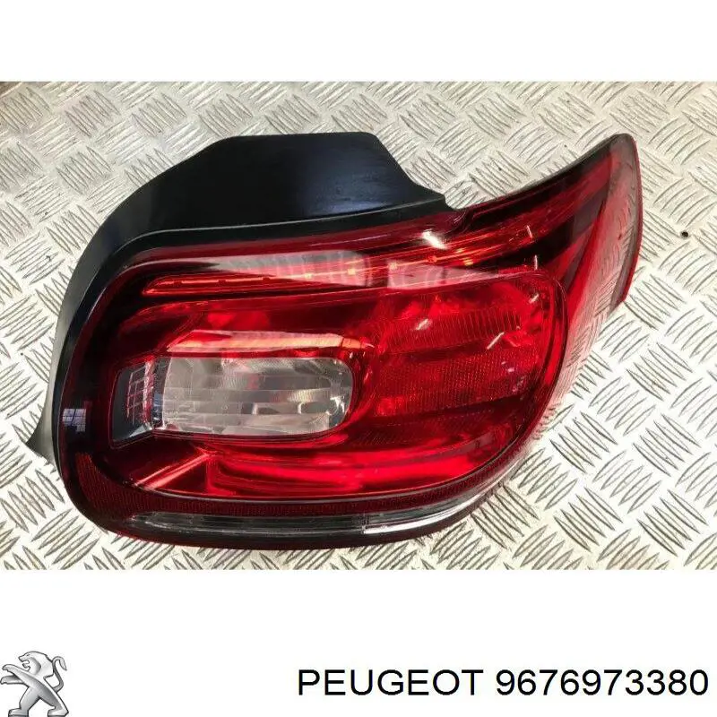9676973380 Peugeot/Citroen Ліхтар задній правий