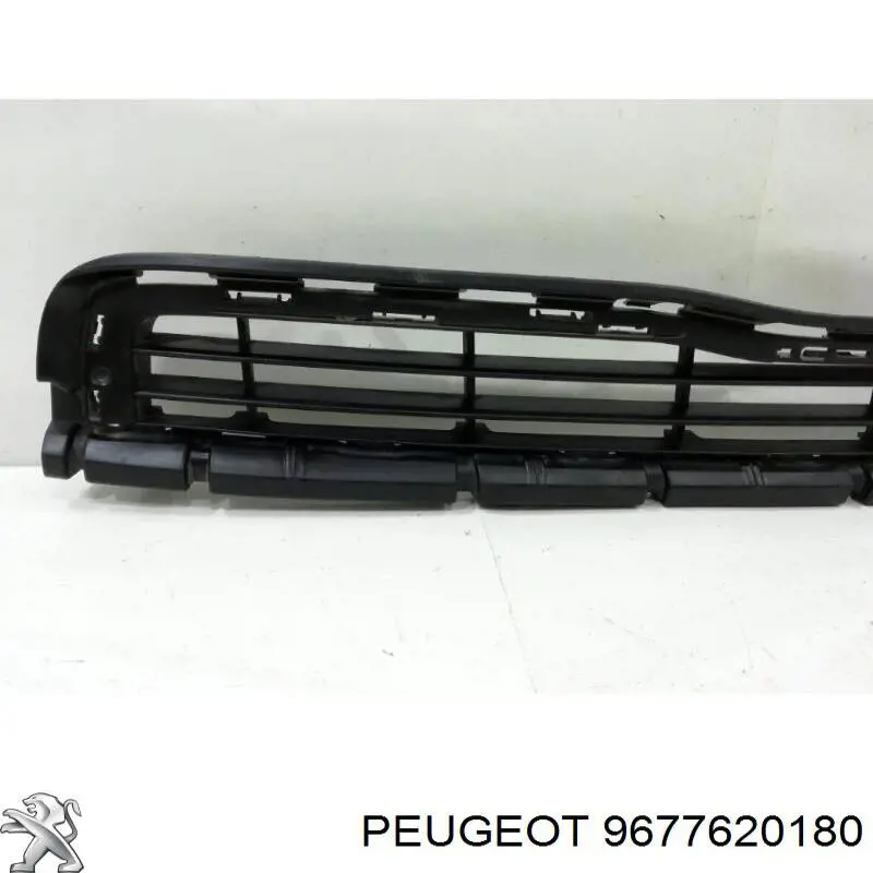 Купити 9677620180 Peugeot/Citroen Решітка переднього бампера, внутрішня частина