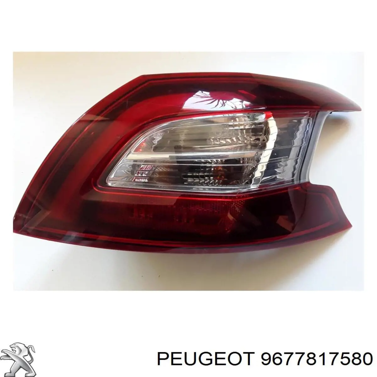 9677817580 Peugeot/Citroen Задній правий зовнішній ліхтар