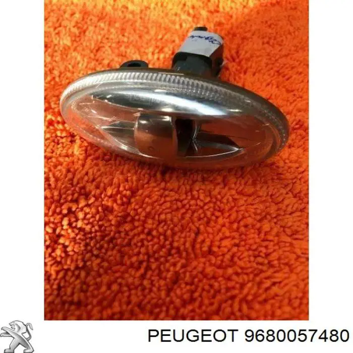 Повторювач повороту на крилі 00006325G3 Peugeot/Citroen