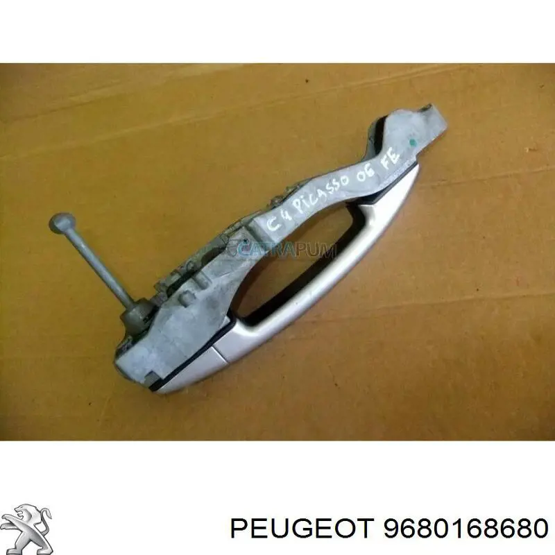 Ручка передньої двері зовнішня ліва Fast FT94311 ціна, від 18.24 USD