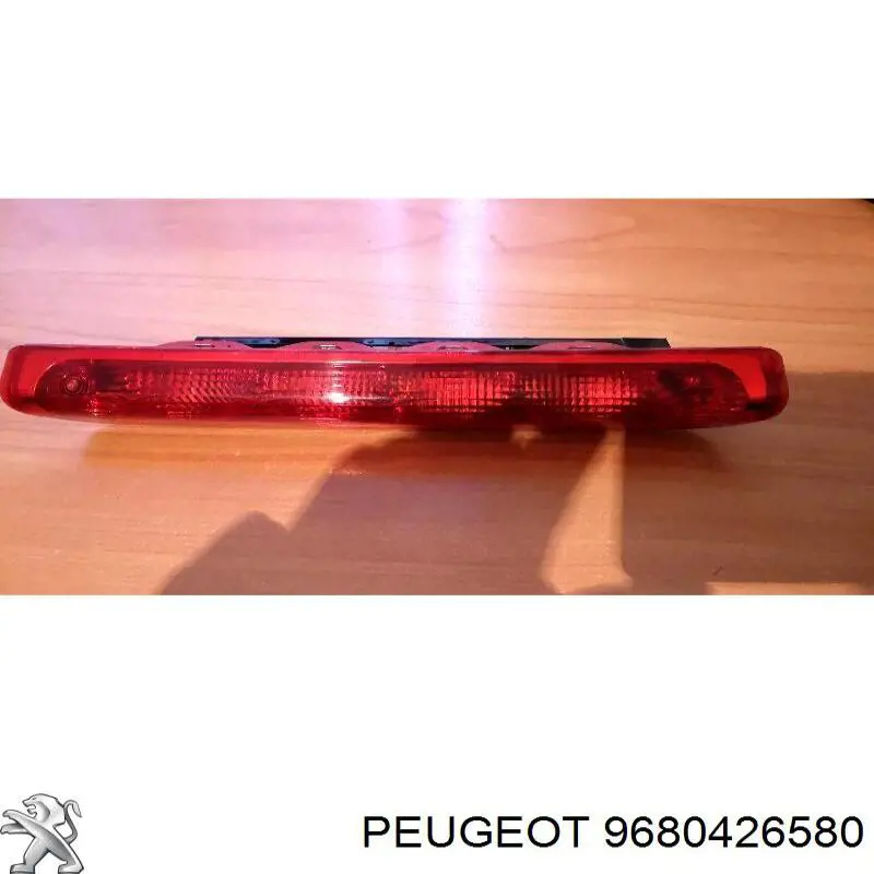 Купити Задній стоп Peugeot 308 I 4A, 4C