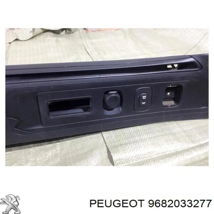 9682033277 Peugeot/Citroen 