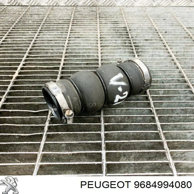Шланг/патрубок інтеркуллера Peugeot/Citroen 9684994080 ціна, від 14.06 USD