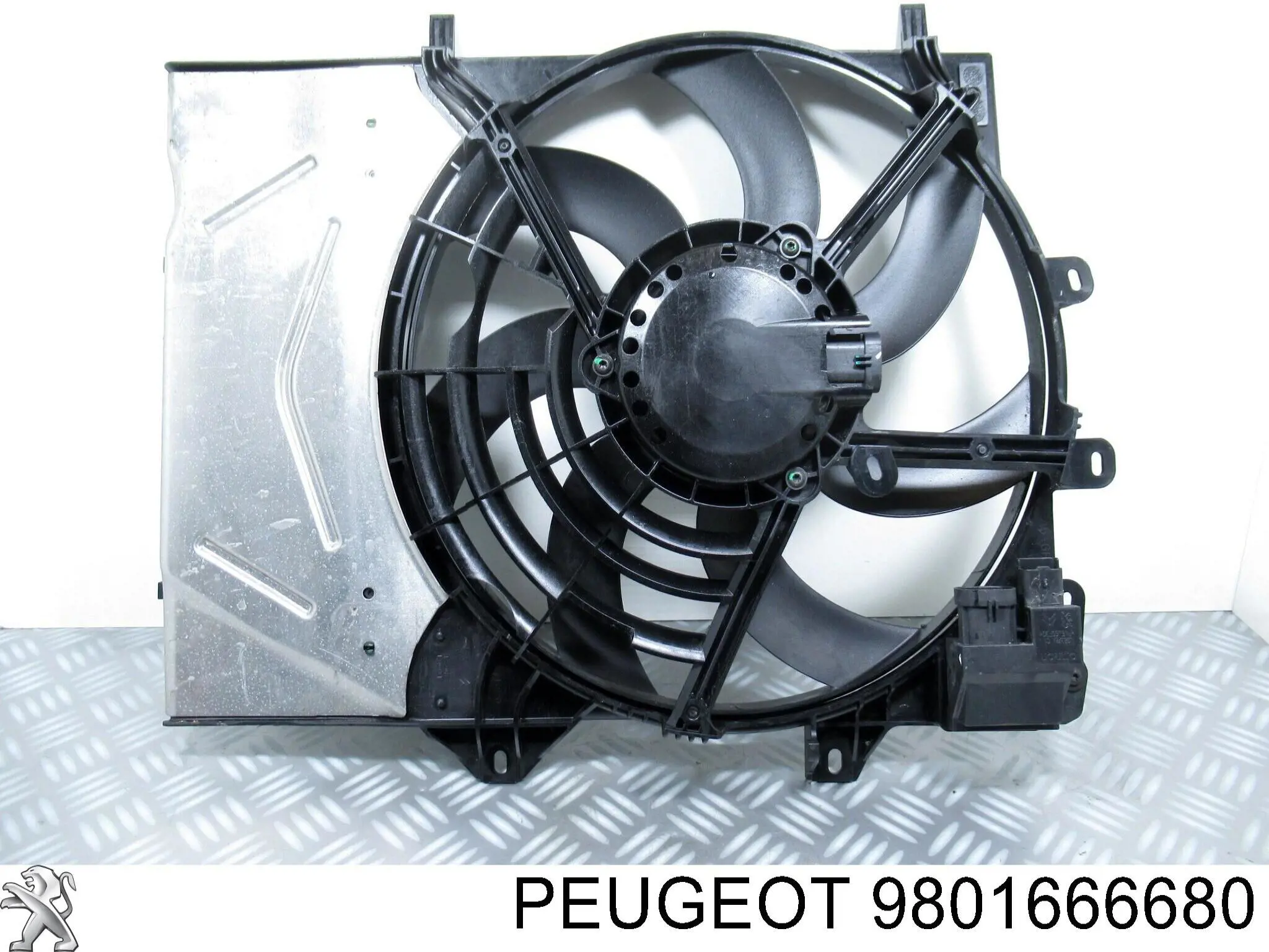 Купити 9801666680 Peugeot/Citroen Дифузор радіатора охолодження, в зборі з двигуном і крильчаткою