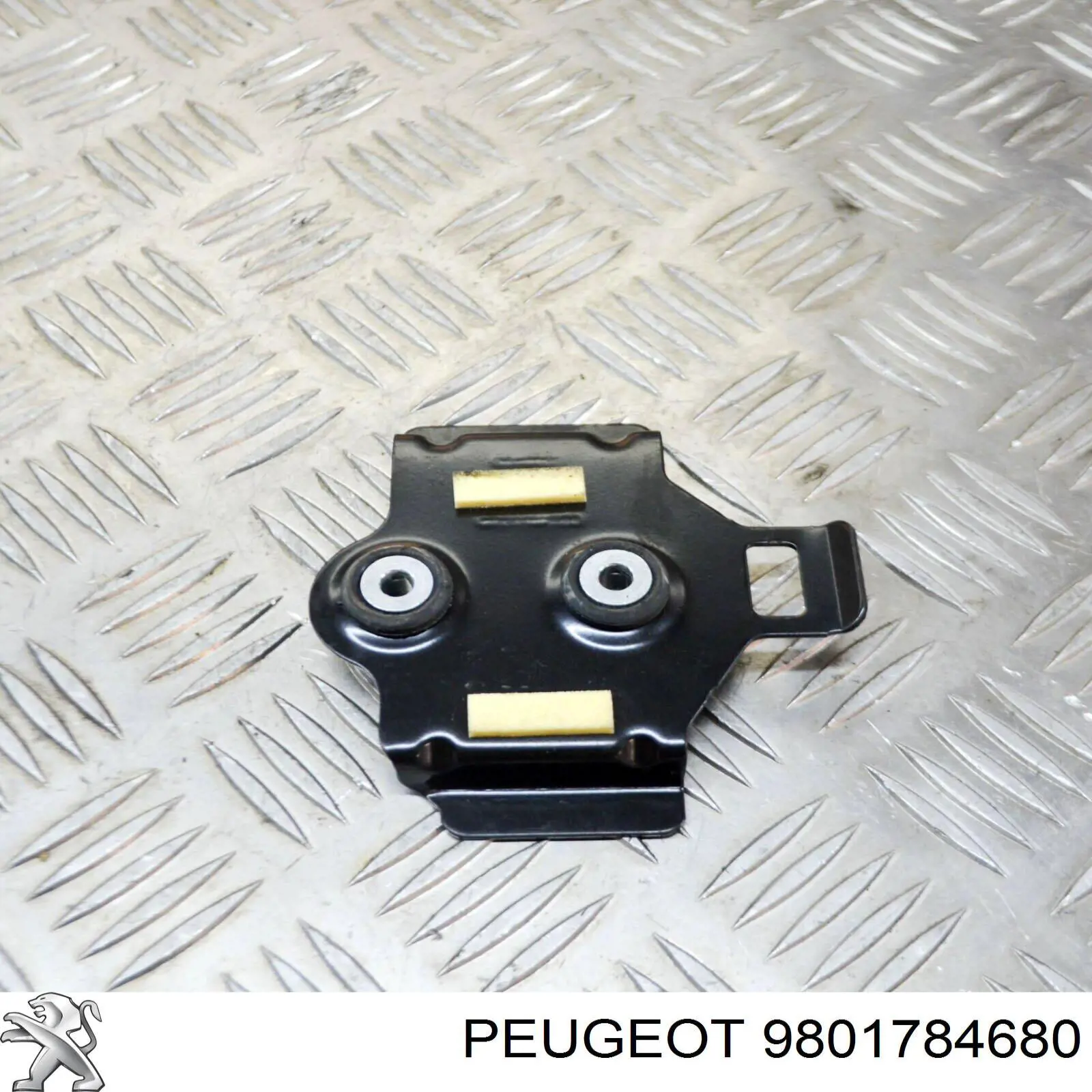 Подушка корпусу повітряного фільтра Peugeot/Citroen 9801784680 ціна, від 20.41 USD