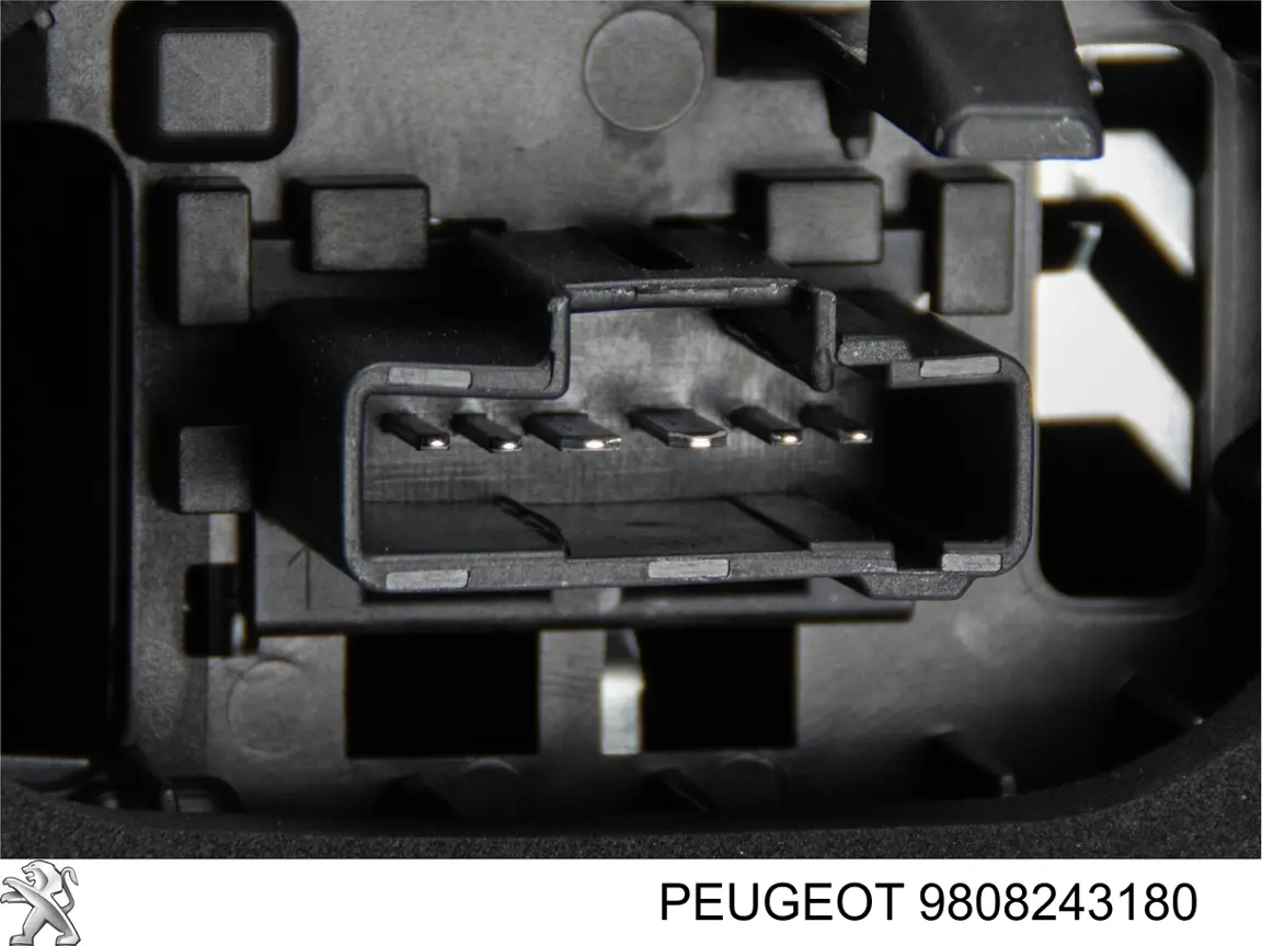 9808243180 Peugeot/Citroen Задня ліва фара