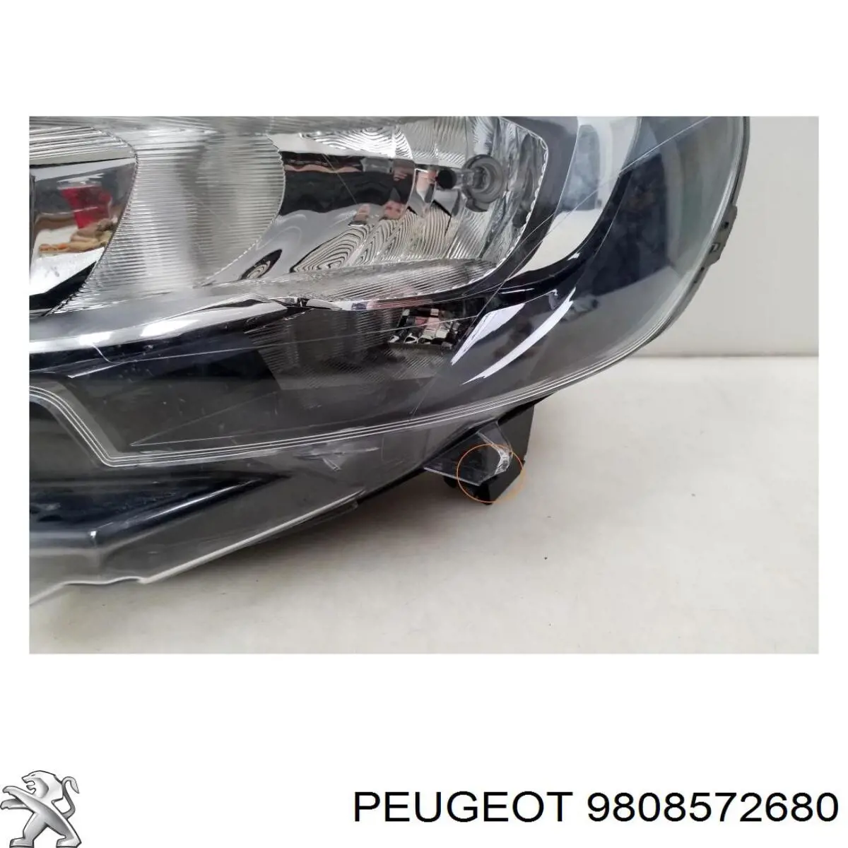 Фари Peugeot/Citroen 9808572680 ціна, від 207.36 USD