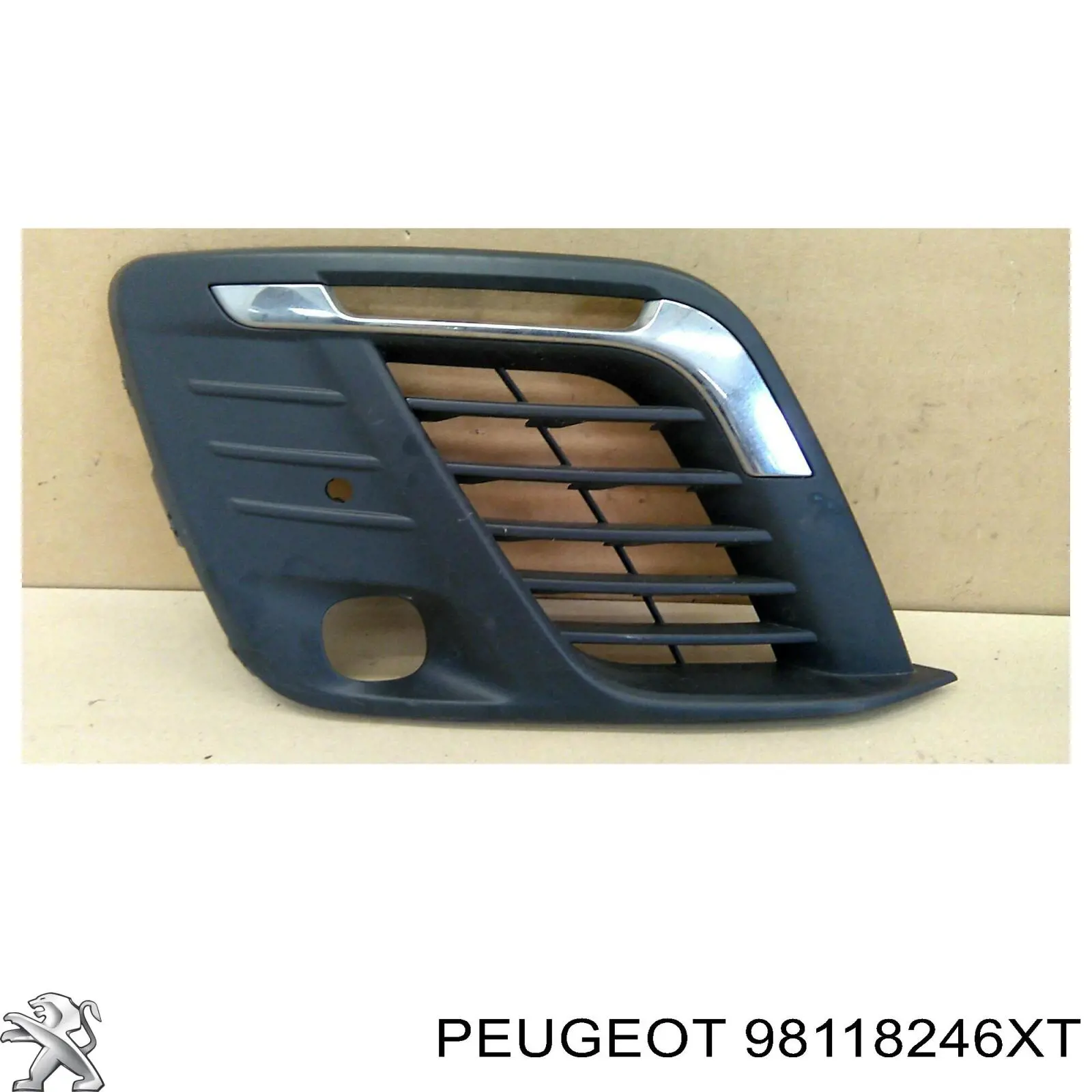 Купити 98118246XT Peugeot/Citroen Решітка переднього бампера, ліва