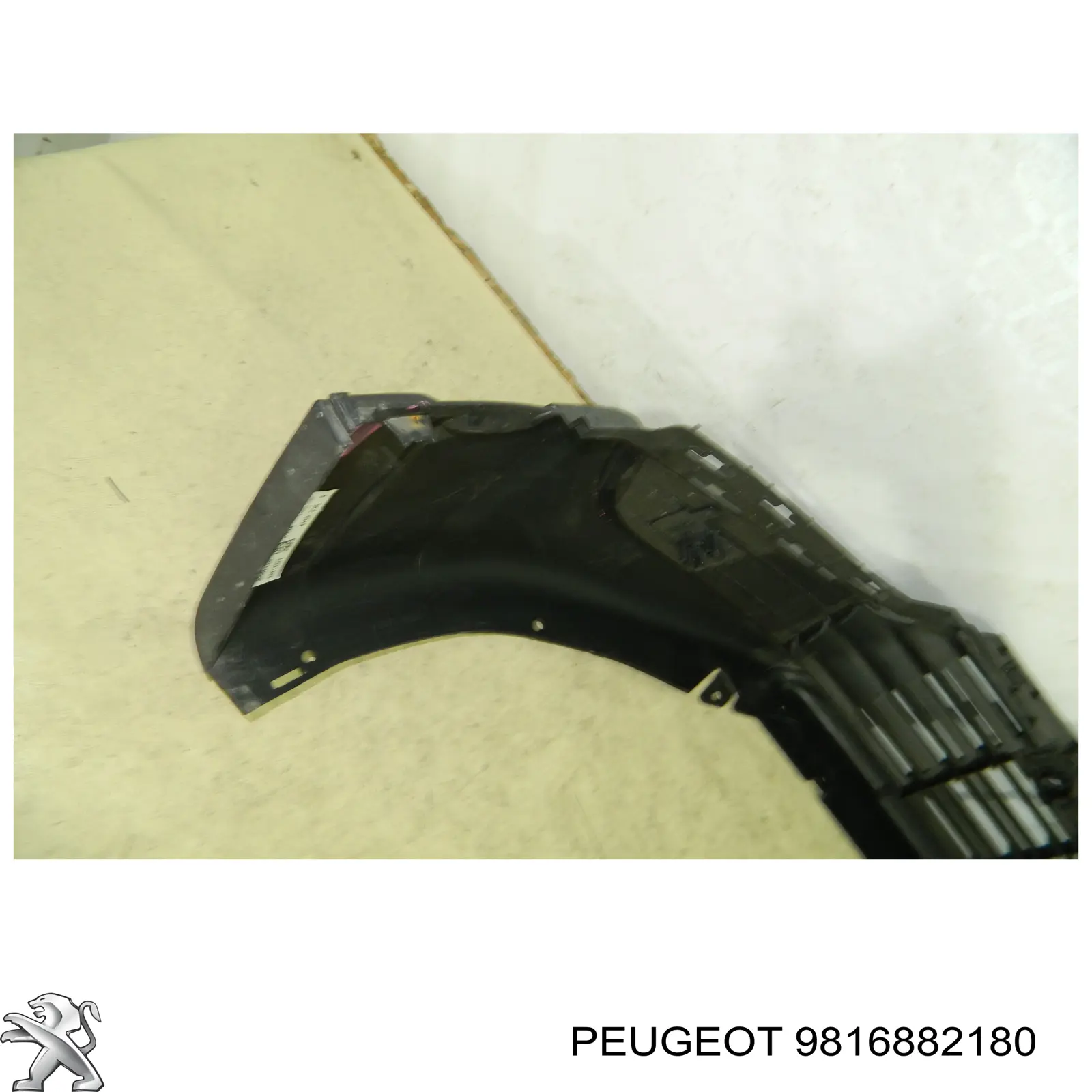 Бампер передній, нижня частина Peugeot/Citroen 9816882180 ціна, від 307.13 USD