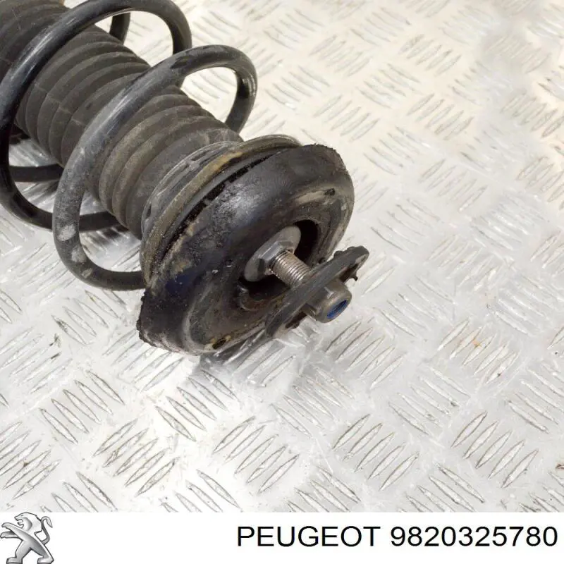 Амортизатор передній, правий 9820325780 Peugeot/Citroen