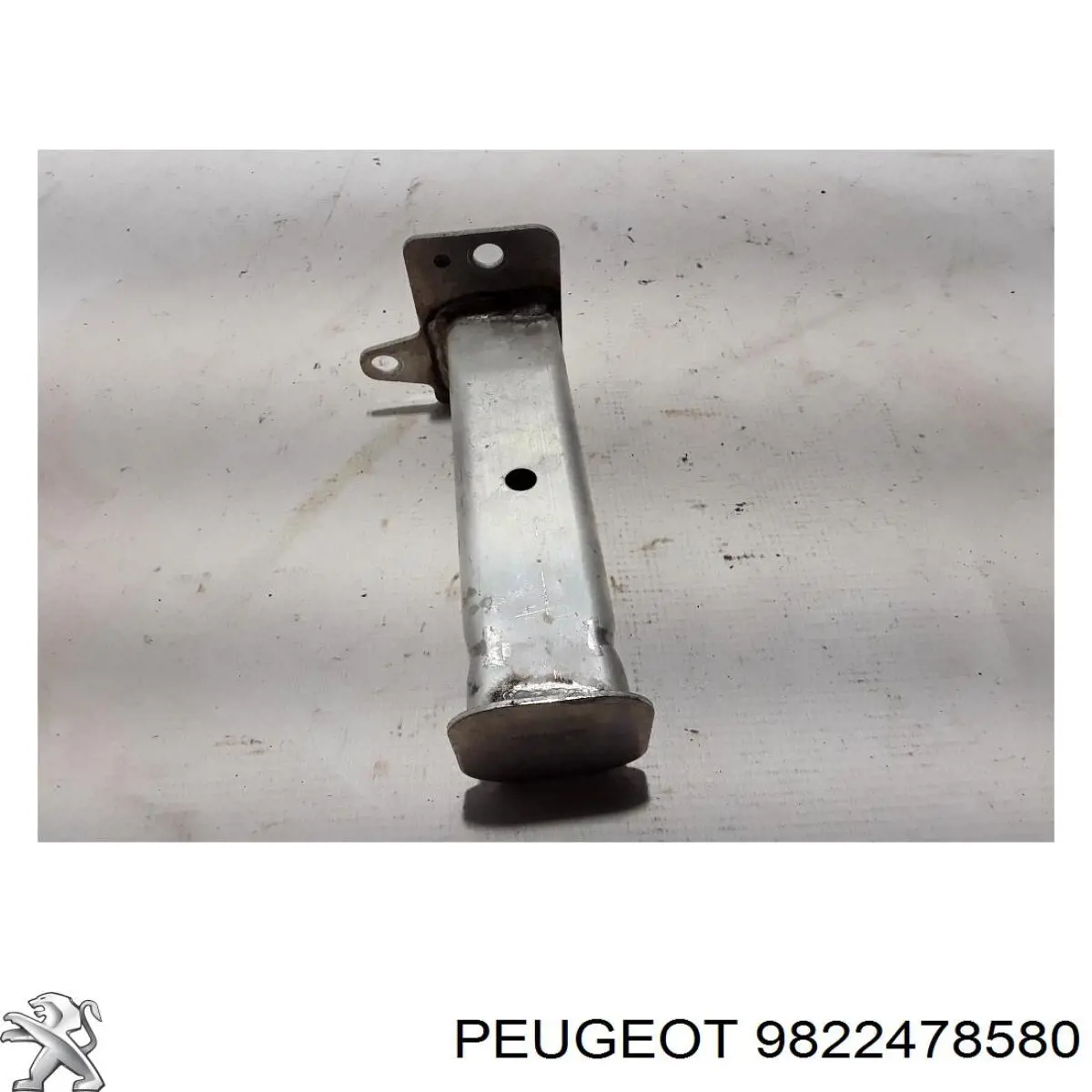 Праве кріплення переднього бампера Peugeot/Citroen 9822478580 ціна, від 38.70 USD