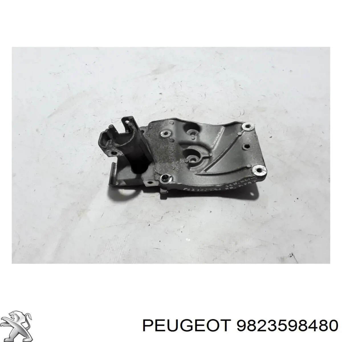 9823598480 Peugeot/Citroen Кронштейн компресора кондиціонера