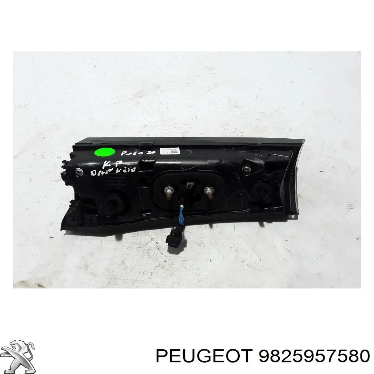 Стоп задній Peugeot/Citroen 9825957580 ціна, від 112.87 USD