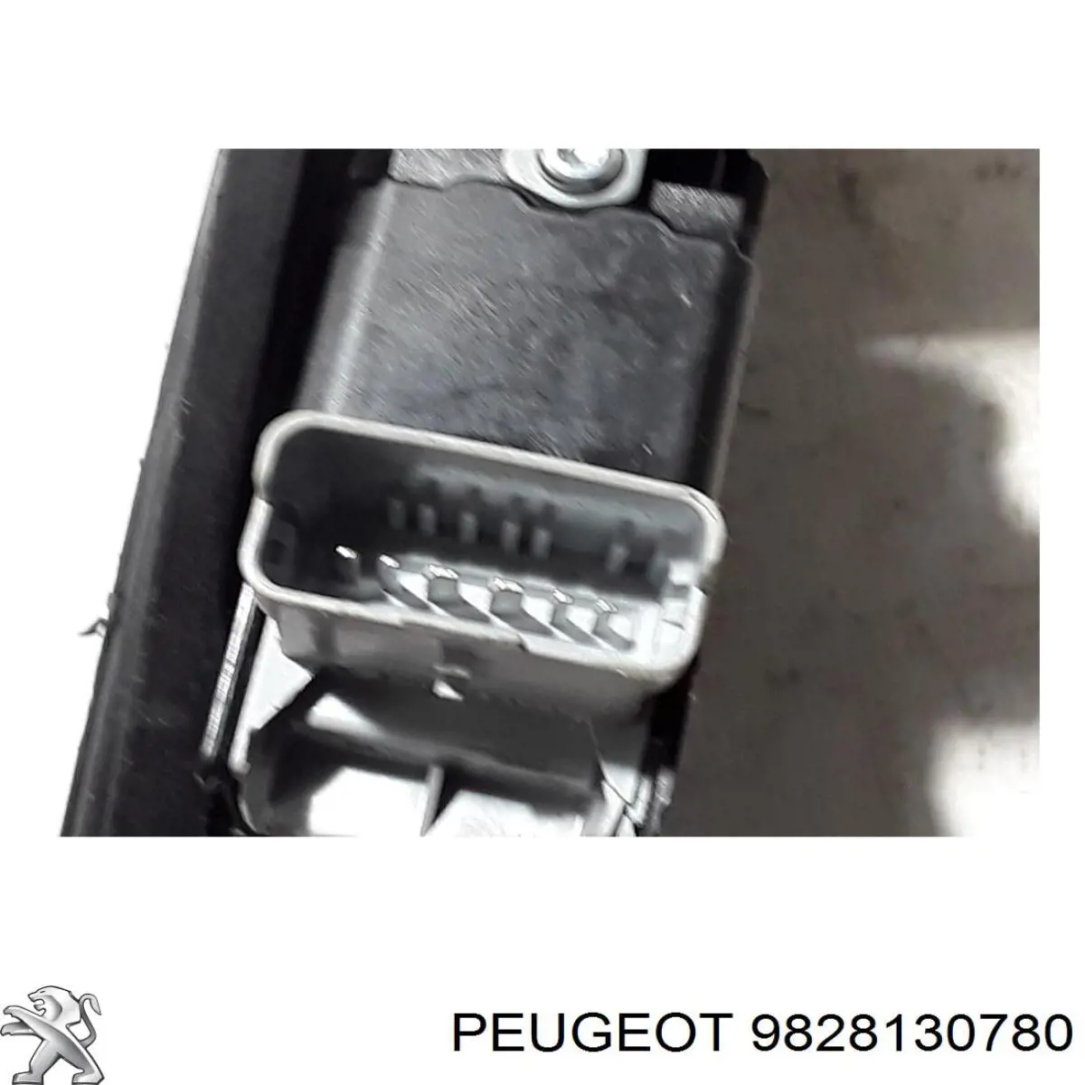 Склопідйомник з електродвигуном Peugeot/Citroen 9828130780 ціна, від 363.93 USD