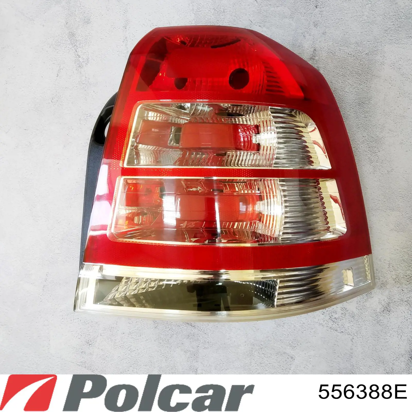 Задня права фара 556388E Polcar