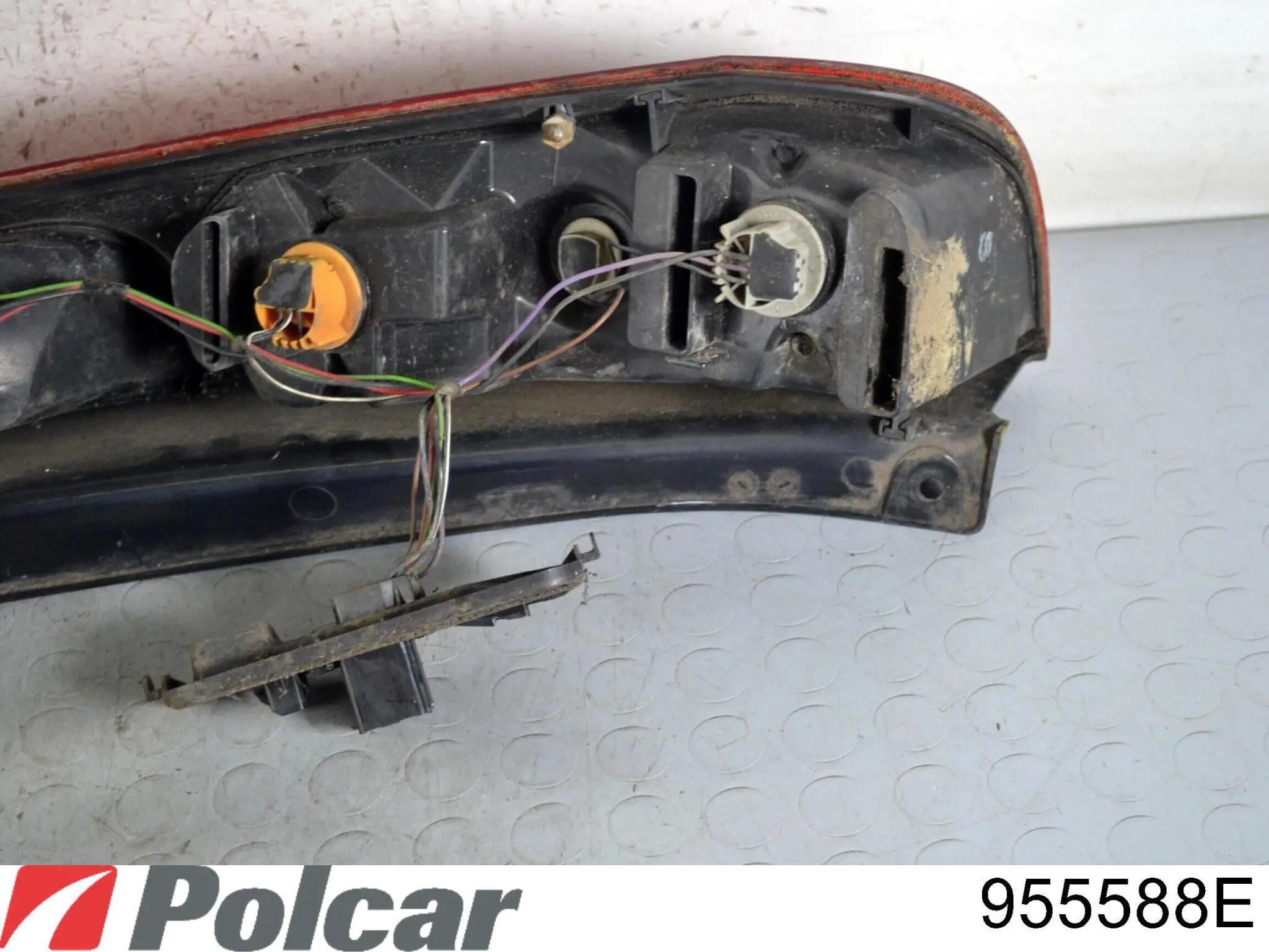 Купити 955588E Polcar Стоп задній