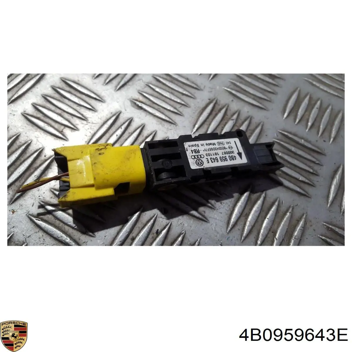 Датчик Ейрбег передній Porsche 4B0959643E ціна, від 2.54 USD