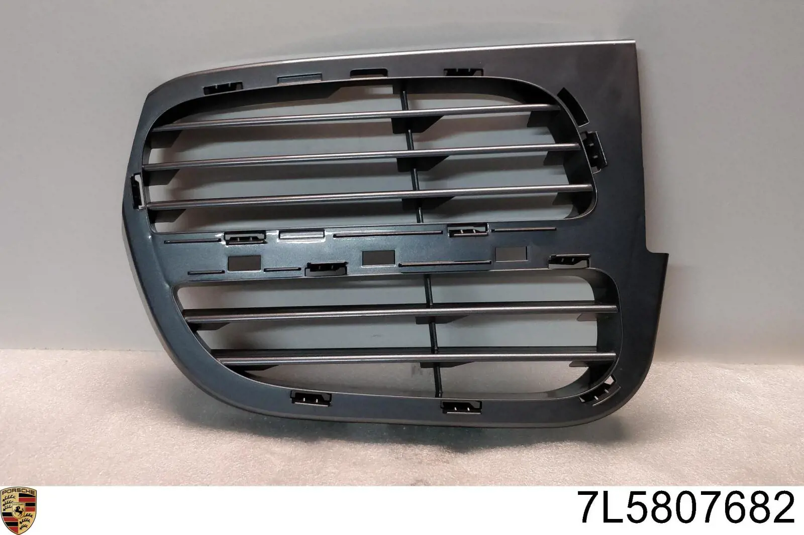 Купити 7L5807682 Porsche 