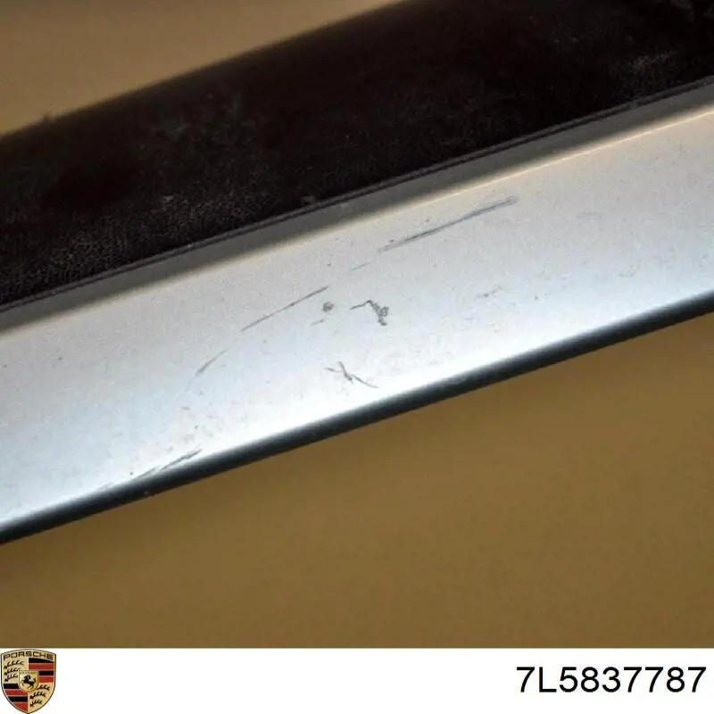 7L5837787 Porsche 