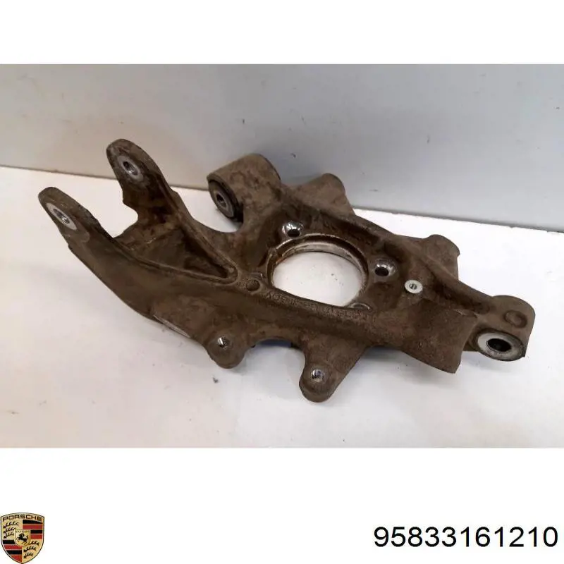 Кулак поворотний правий Porsche 95833161210 ціна, від 91.22 USD