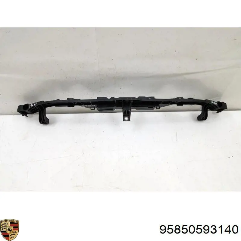 Рамка радіатора нижня Porsche 95850593140 ціна, від 97.47 USD