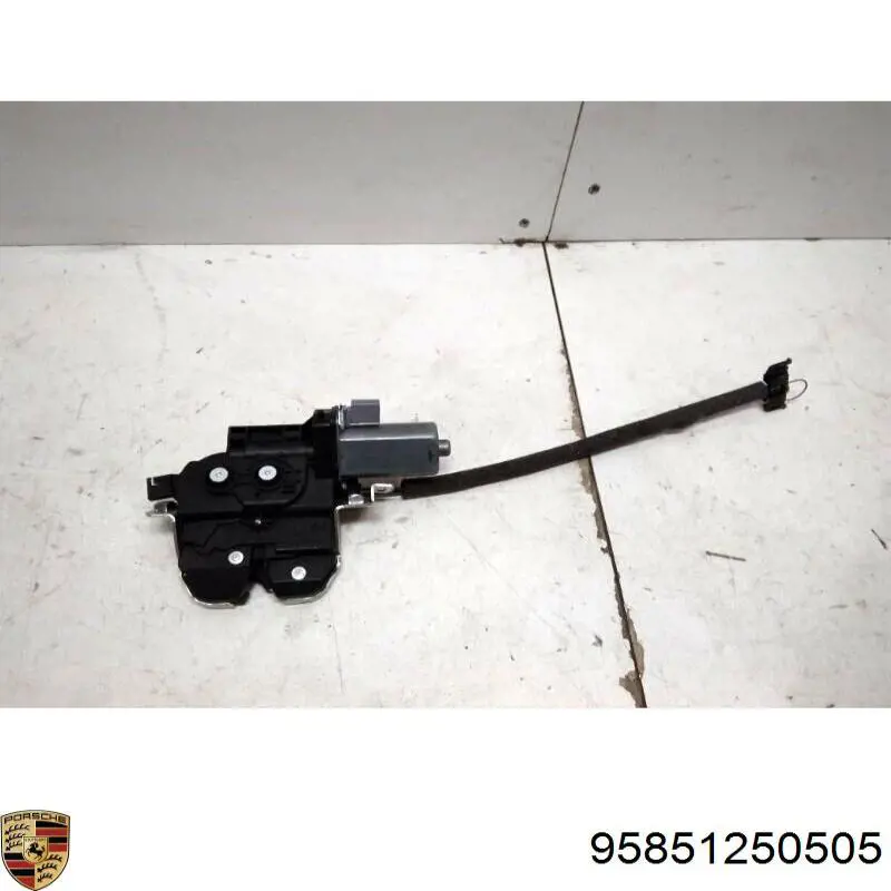 Замок дверей багажника Porsche 95851250505 ціна, від 127.12 USD