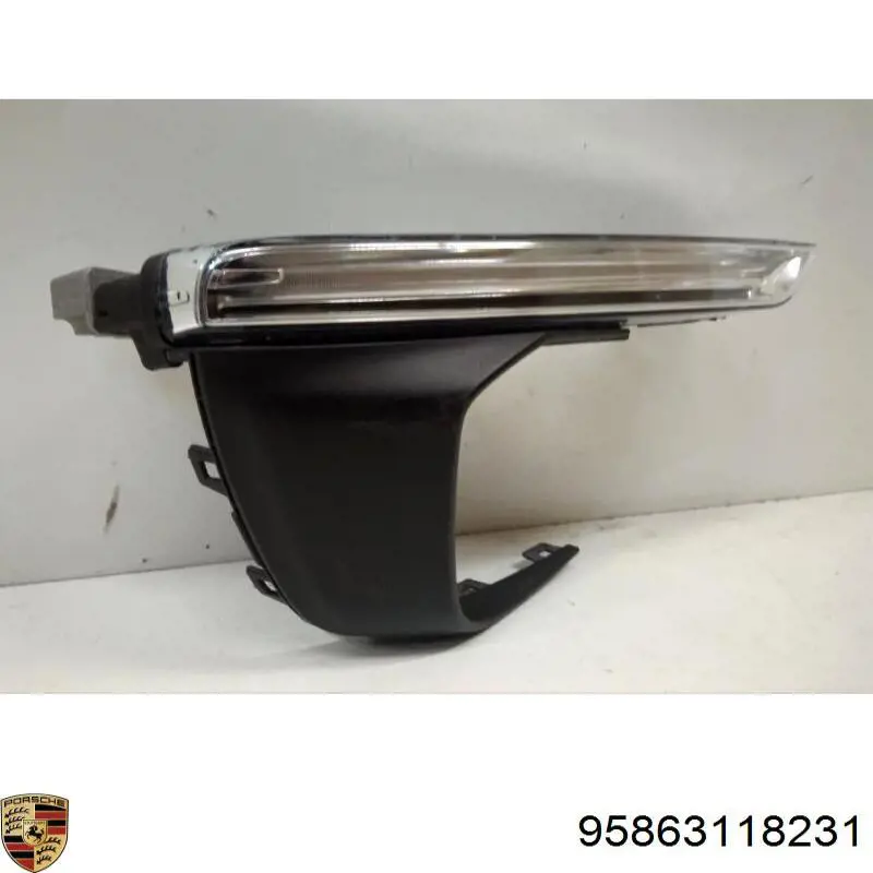 95863118231 VAG Фара передня права