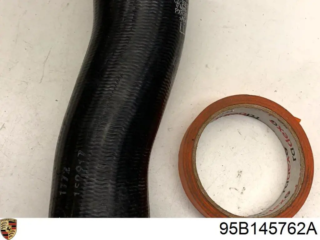 Шланг/патрубок интеркуллера Porsche 95B145762A ціна, від 189.98 USD