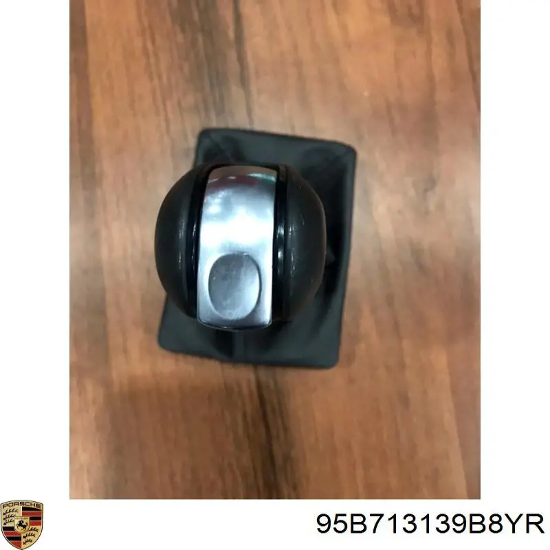 Рукоятка важеля КПП Porsche 95B713139B8YR ціна, від 63.35 USD
