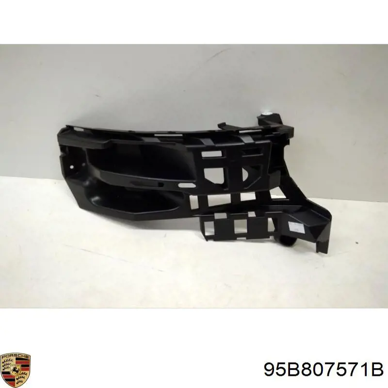 Лівий кронштейн заднього бампера Porsche 95B807571B ціна, від 38.00 USD