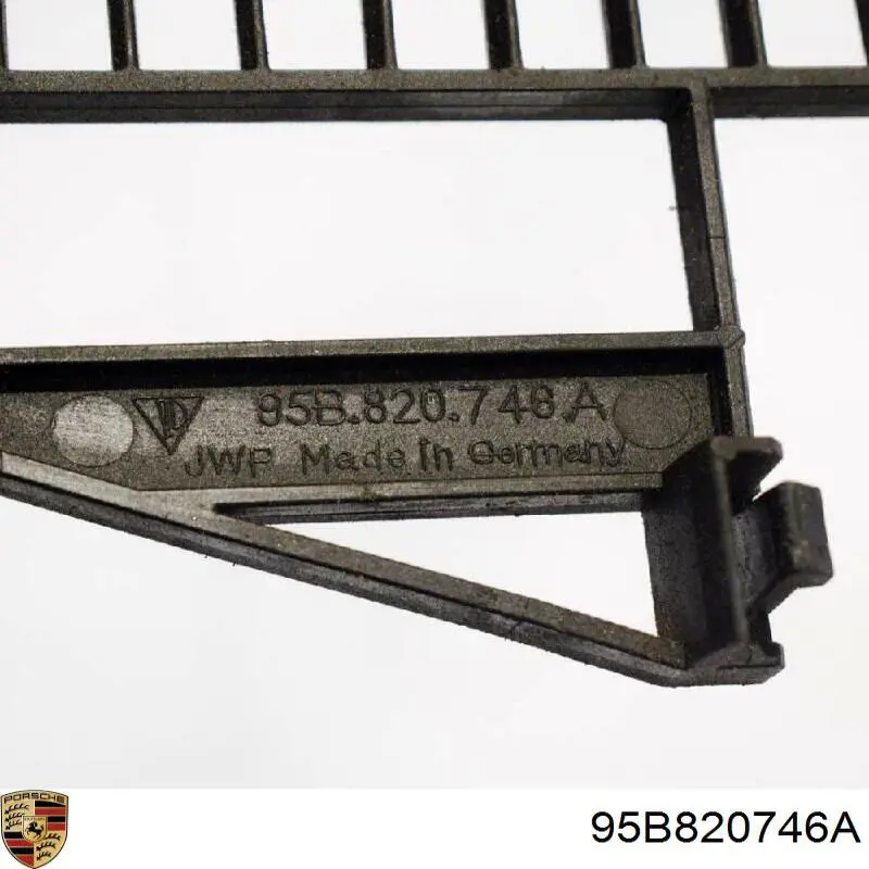 Решітка радіатора кондиціонера Porsche 95B820746A ціна, від 22.88 USD