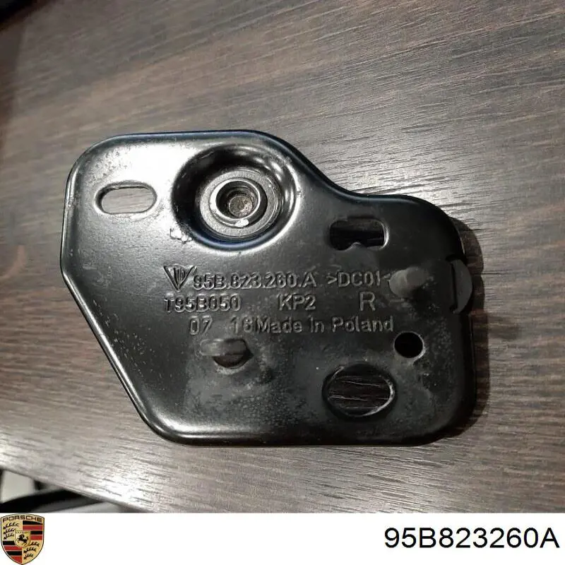 95B823260A Porsche 
