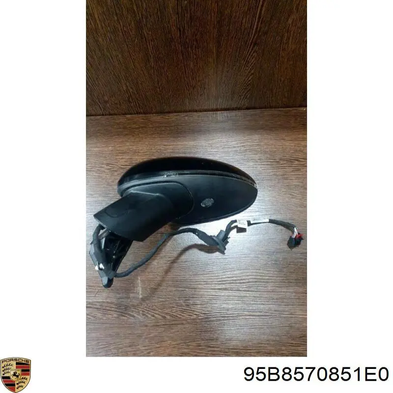 95B8570851E0 Porsche 