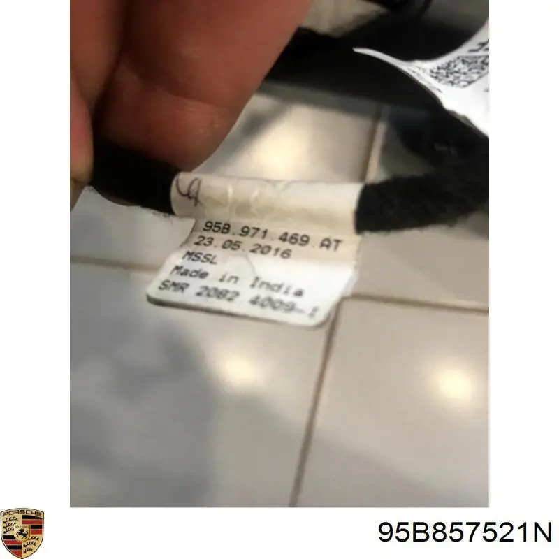 Дзеркальний елемент лівого дзеркала заднього виду Porsche 95B857521N ціна, від 178.73 USD