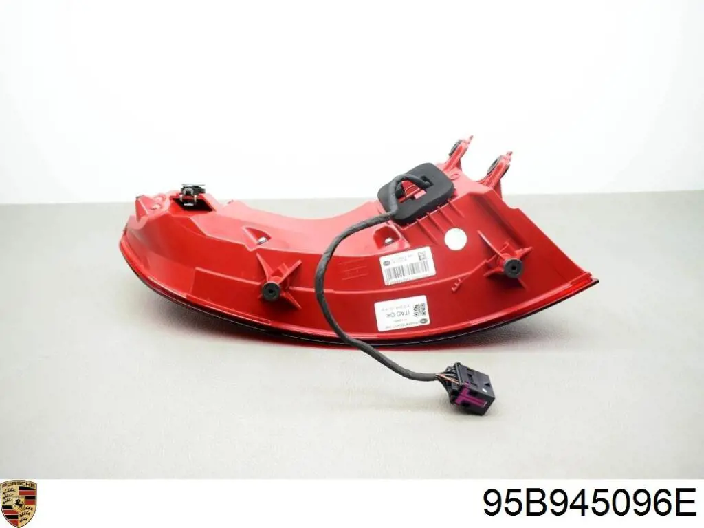  Porsche 95B945096E ціна, від 86.19 USD