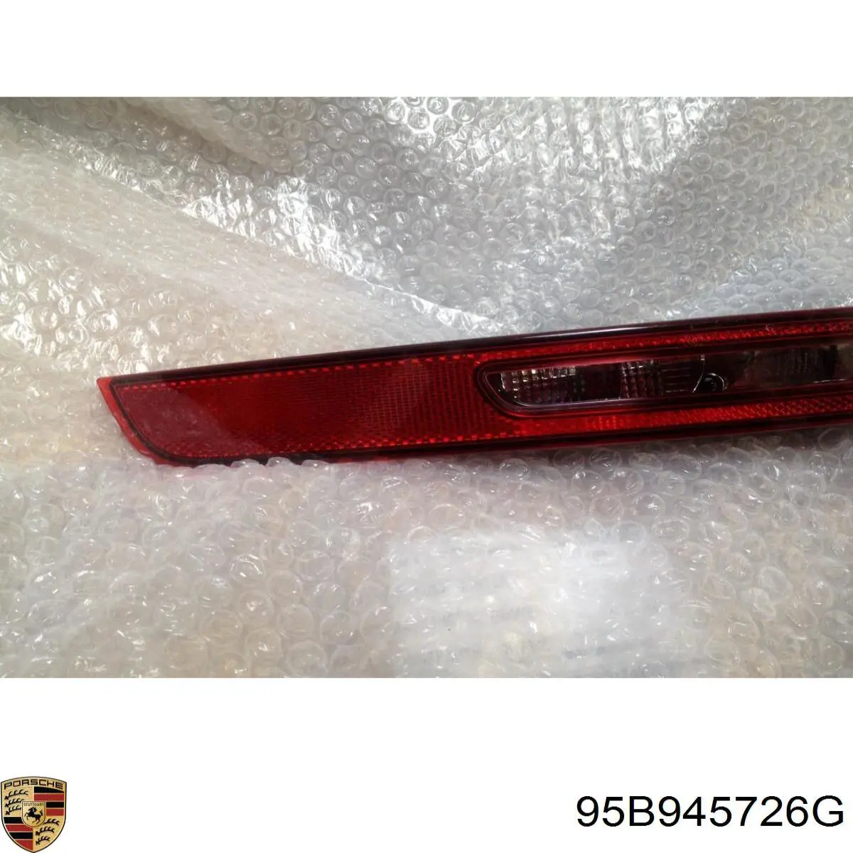 Купити 95B945726D Porsche Катафот (відбивач) заднього бампера, правий