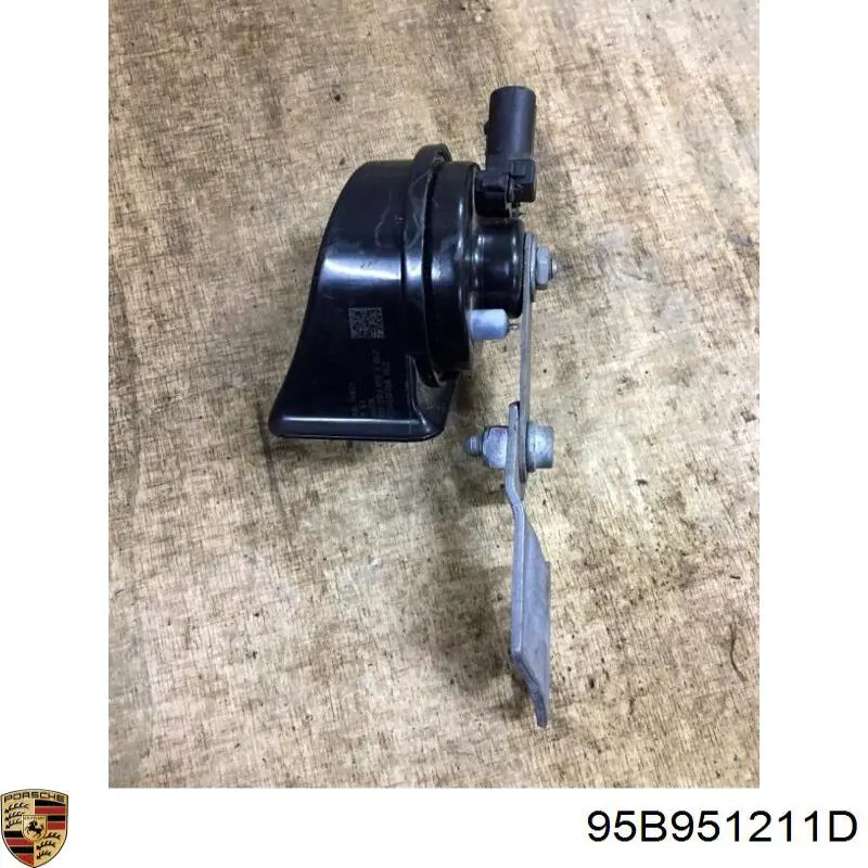 95B951211B Porsche 