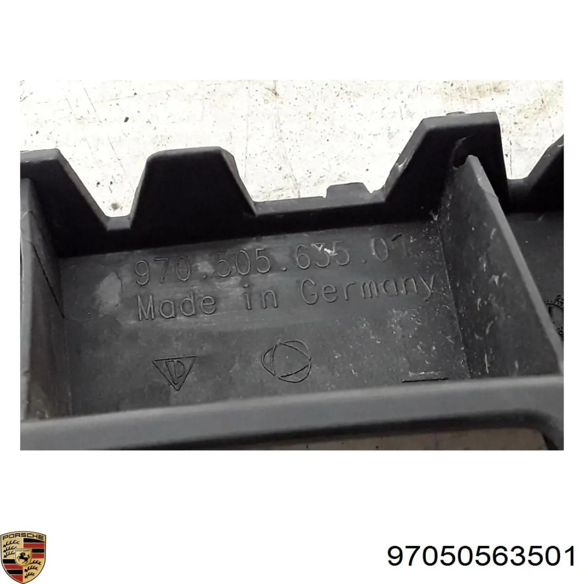 Лівий кронштейн заднього бампера Porsche 97050563500 ціна, від 16.61 USD